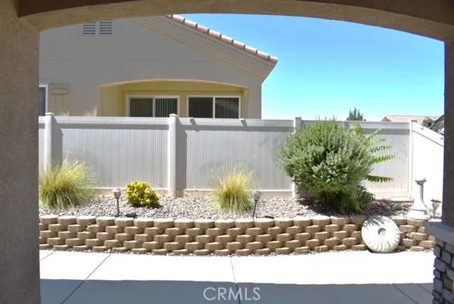 19484 Biltmore Road, Apple Valley, CA 92308