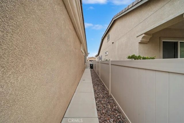 19484 Biltmore Road, Apple Valley, CA 92308
