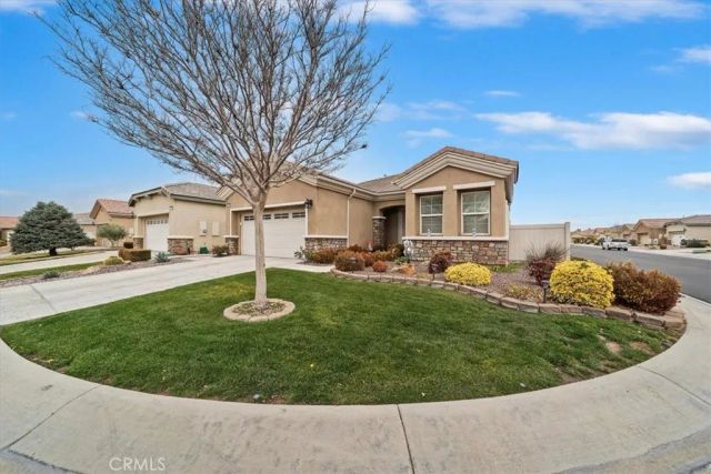 19484 Biltmore Road, Apple Valley, CA 92308