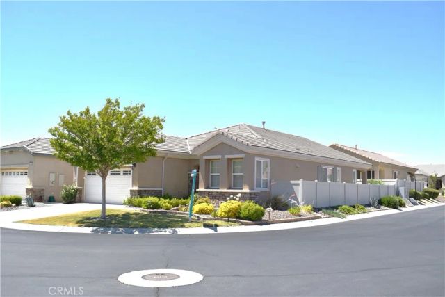 19484 Biltmore Road, Apple Valley, CA 92308