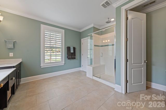 2404 Island Lake Drive, Charlotte, NC 28214