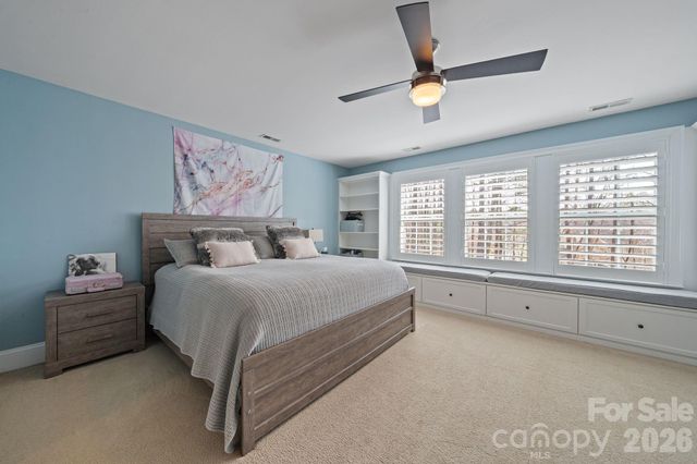 2404 Island Lake Drive, Charlotte, NC 28214