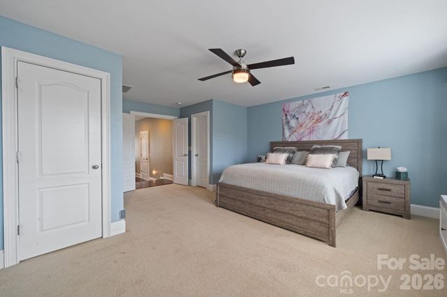 2404 Island Lake Drive, Charlotte, NC 28214