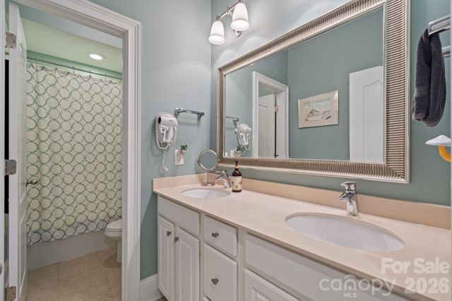 2404 Island Lake Drive, Charlotte, NC 28214