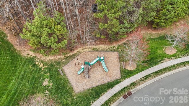2404 Island Lake Drive, Charlotte, NC 28214