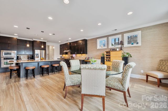 2404 Island Lake Drive, Charlotte, NC 28214