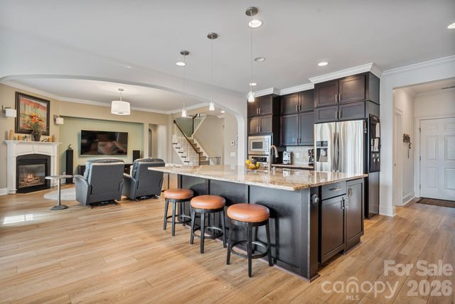 2404 Island Lake Drive, Charlotte, NC 28214