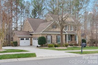 2404 Island Lake Drive, Charlotte, NC 28214