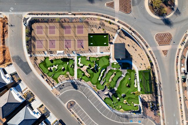 3302 E ELKHORN LN, Washington, UT 84780