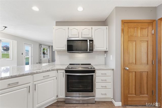 38 Ernst Drive, Glen Carbon, IL 62034