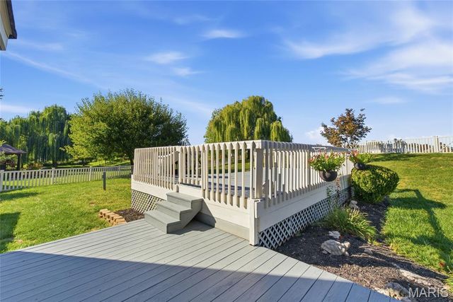 38 Ernst Drive, Glen Carbon, IL 62034