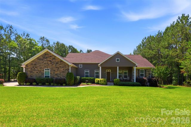 2006 Eagle Point Estate, Lancaster, SC 29720