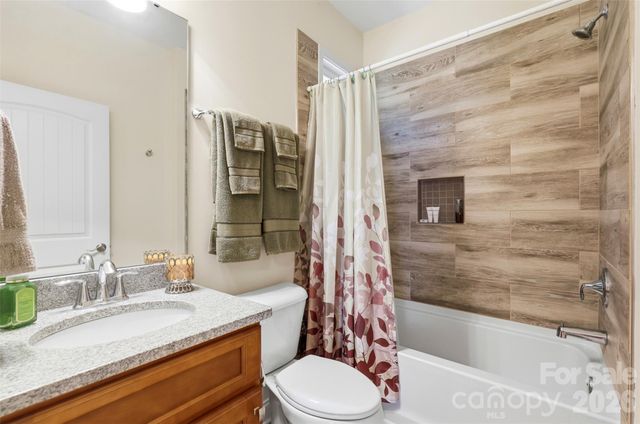 2006 Eagle Point Estate, Lancaster, SC 29720