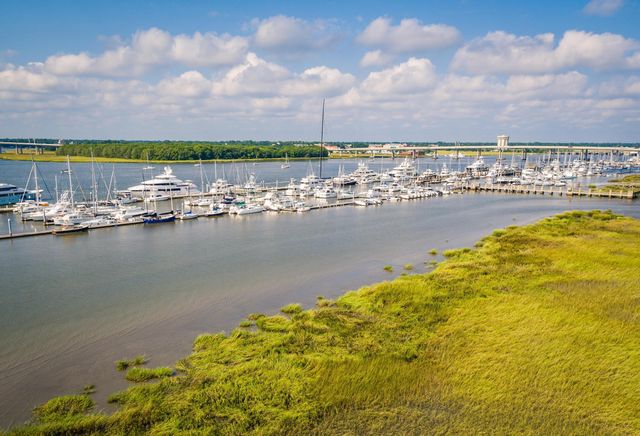 37 Ashley Avenue, Charleston, SC 29401