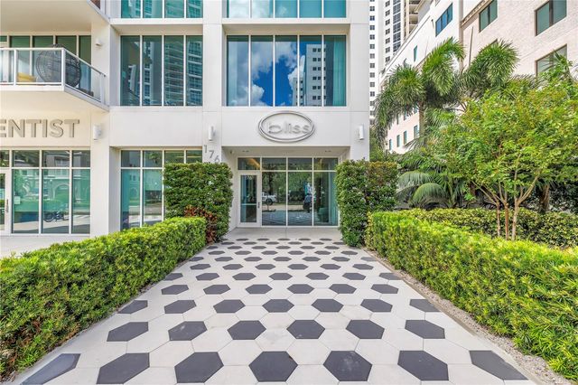 176 4TH AVENUE NE 1101, St Petersburg, FL 33701