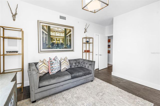 176 4TH AVENUE NE 1101, St Petersburg, FL 33701