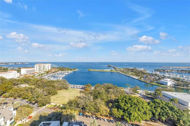 176 4TH AVENUE NE 1101, St Petersburg, FL 33701