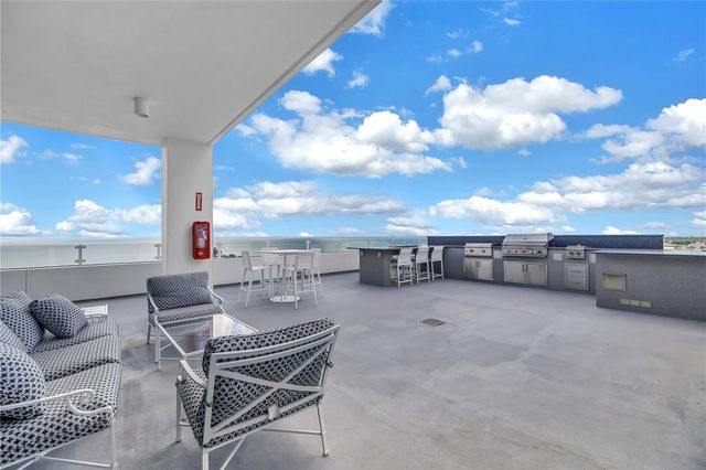 176 4TH AVENUE NE 1101, St Petersburg, FL 33701