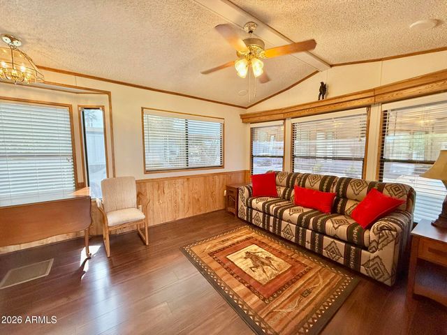 8865 E BASELINE Road 300, Mesa, AZ 85209