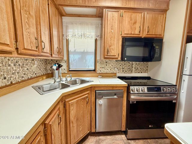 8865 E BASELINE Road 300, Mesa, AZ 85209