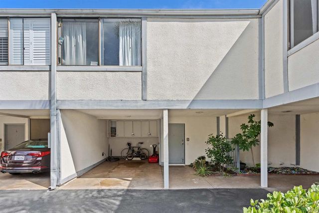 2388 Altisma Way 10 or K, Carlsbad, CA 92009