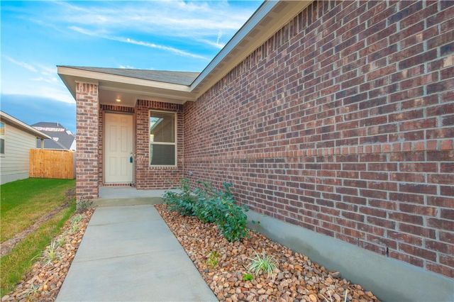 6400 Wolf Pack DR, Pflugerville, TX 78660