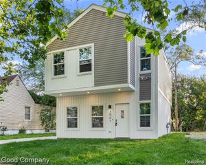 7551 Clayburn Street, Detroit, MI 48228