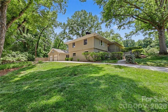 5451 Addison Drive, Charlotte, NC 28211