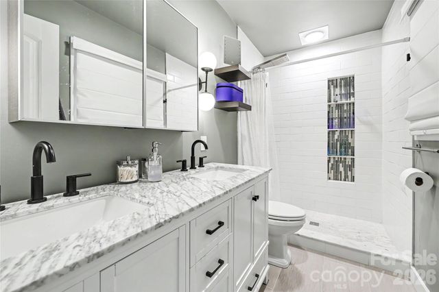 5451 Addison Drive, Charlotte, NC 28211