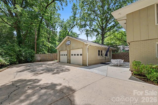 5451 Addison Drive, Charlotte, NC 28211