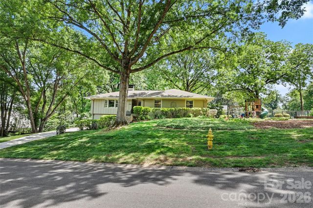 5451 Addison Drive, Charlotte, NC 28211