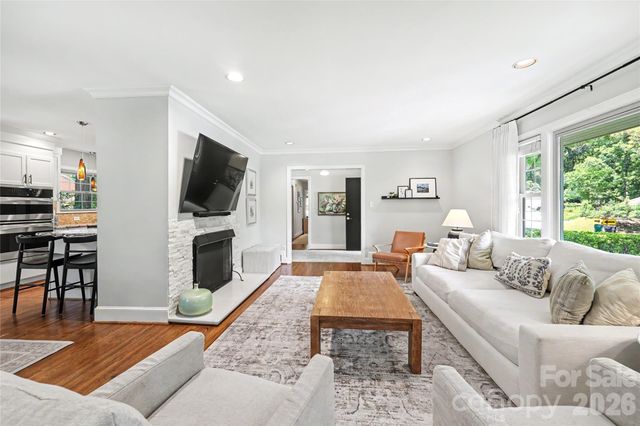 5451 Addison Drive, Charlotte, NC 28211