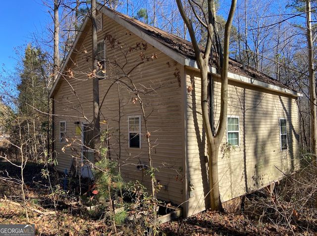 671 Lakeshore Road, Martin, GA 30557