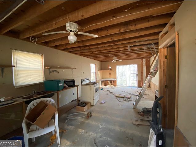 671 Lakeshore Road, Martin, GA 30557