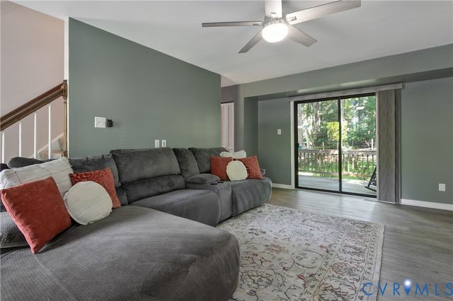 14712 Mill Spring Dr, Midlothian, VA 23112