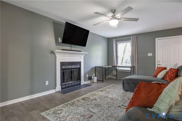 14712 Mill Spring Dr, Midlothian, VA 23112