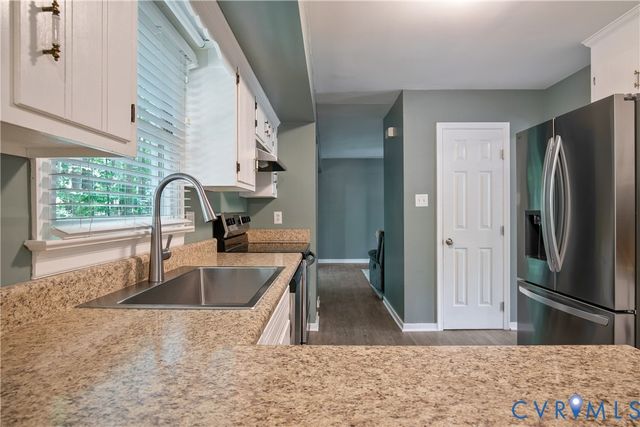 14712 Mill Spring Dr, Midlothian, VA 23112