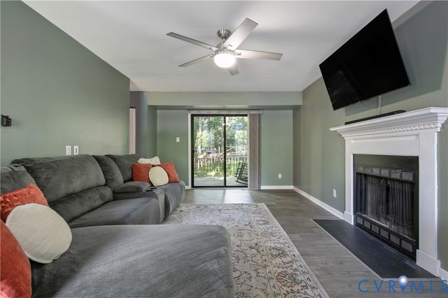 14712 Mill Spring Dr, Midlothian, VA 23112