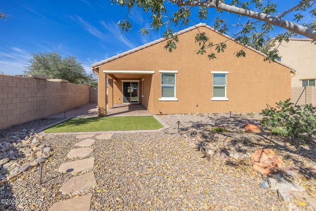 11751 W Scudamore Drive, Marana, AZ 85653