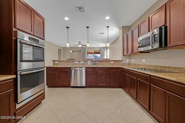 11751 W Scudamore Drive, Marana, AZ 85653