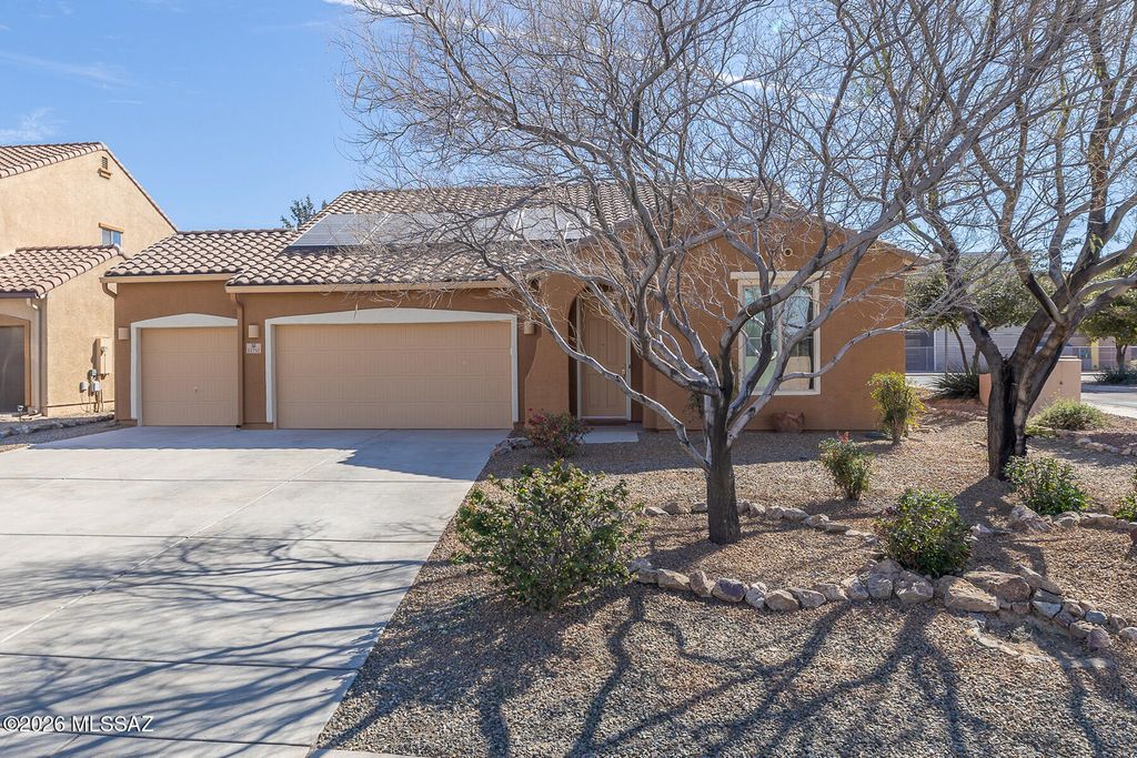 11751 W Scudamore Drive, Marana, AZ 85653