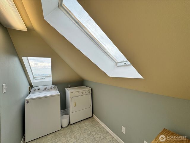 1215 Burwell Street, Bremerton, WA 98337