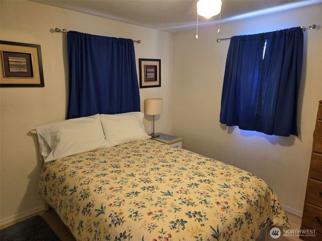 1215 Burwell Street, Bremerton, WA 98337