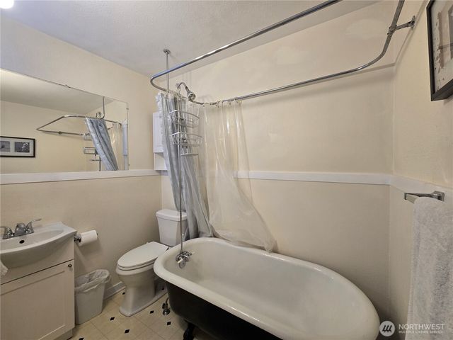 1215 Burwell Street, Bremerton, WA 98337