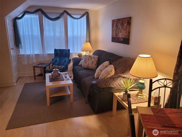1215 Burwell Street, Bremerton, WA 98337