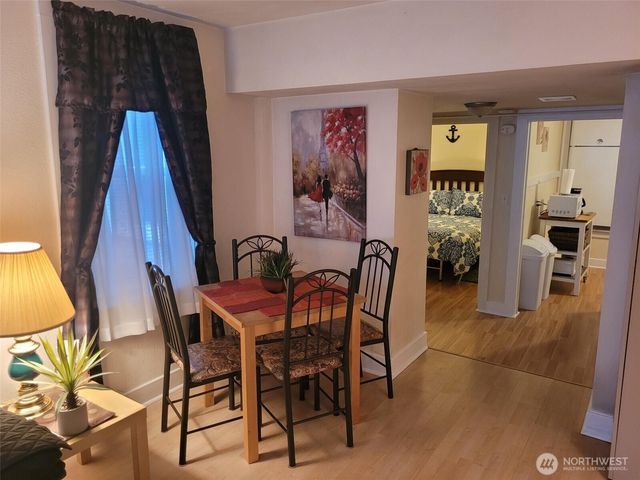 1215 Burwell Street, Bremerton, WA 98337