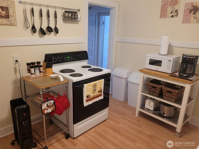 1215 Burwell Street, Bremerton, WA 98337