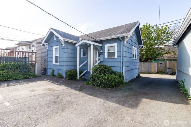 1215 Burwell Street, Bremerton, WA 98337