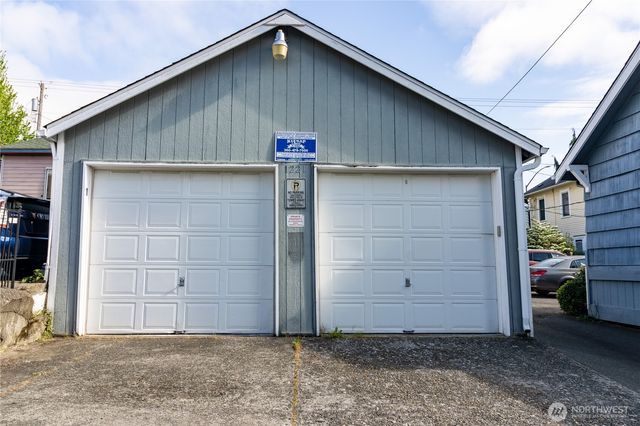 1215 Burwell Street, Bremerton, WA 98337