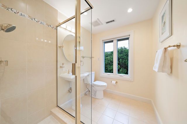 73 Countryside Road, Newton, MA 02459